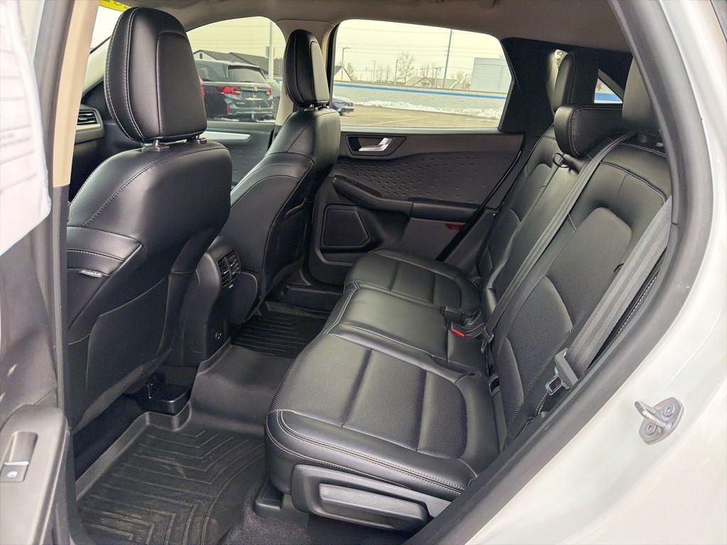 Thumbnail: 2020 Ford Escape - 20