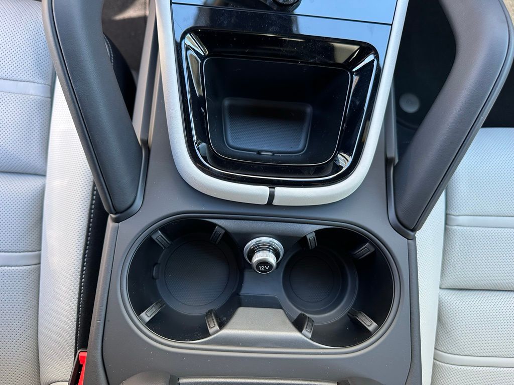 Thumbnail: 2026 Porsche Cayenne - 26