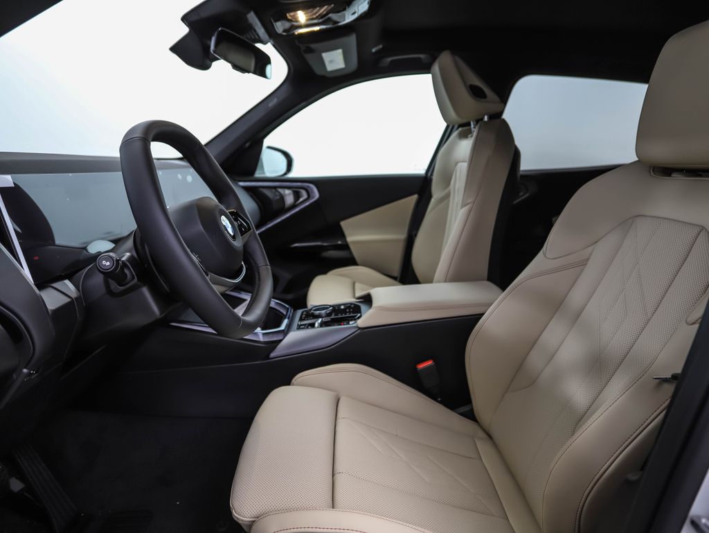 Thumbnail: 2026 BMW X3 - 11