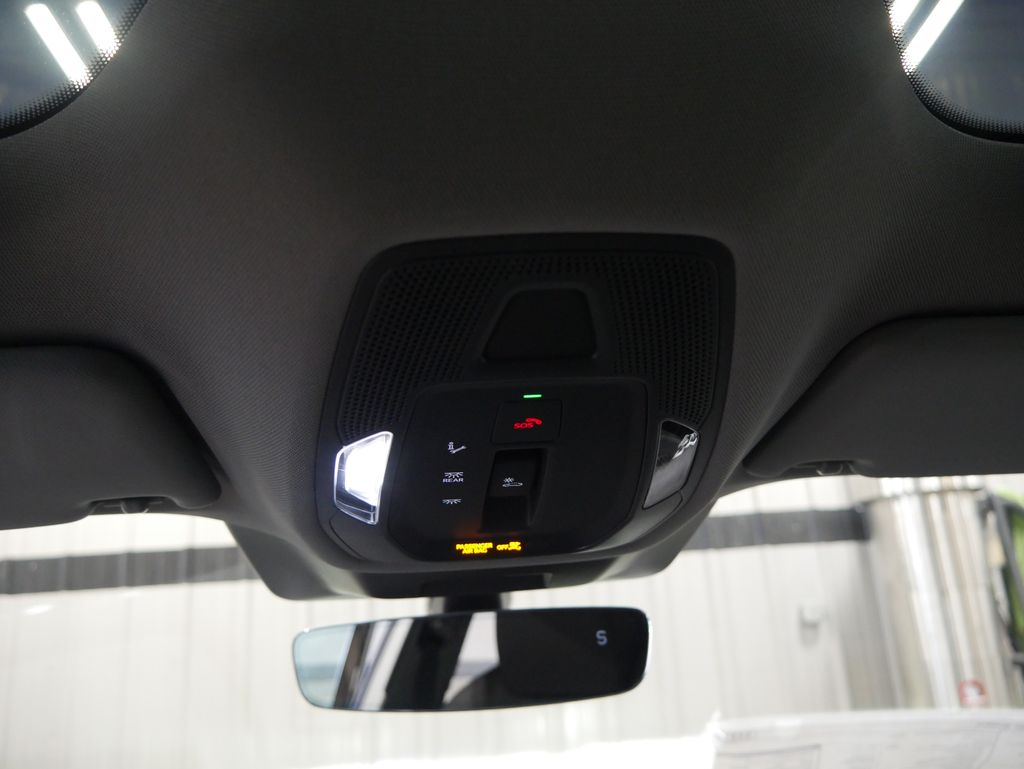 Thumbnail: 2026 Audi A6 - 32