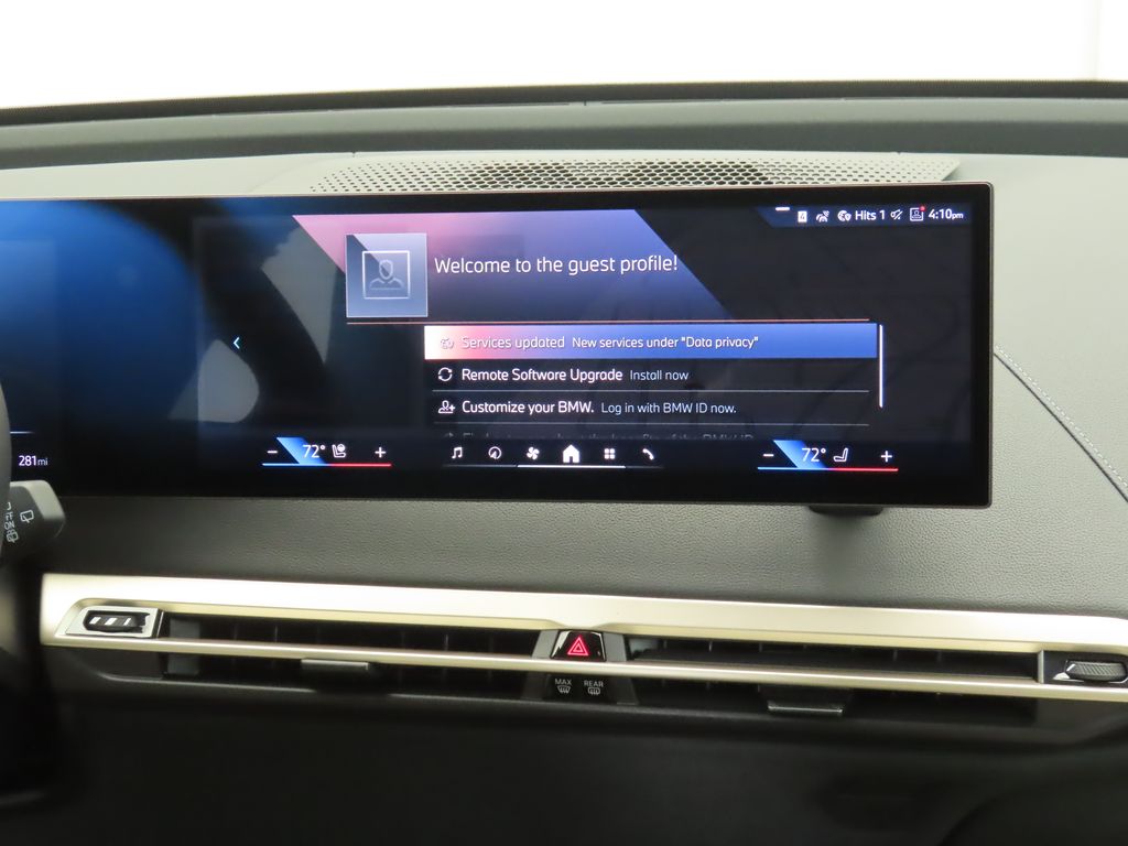 2025 BMW iX xDrive50 14