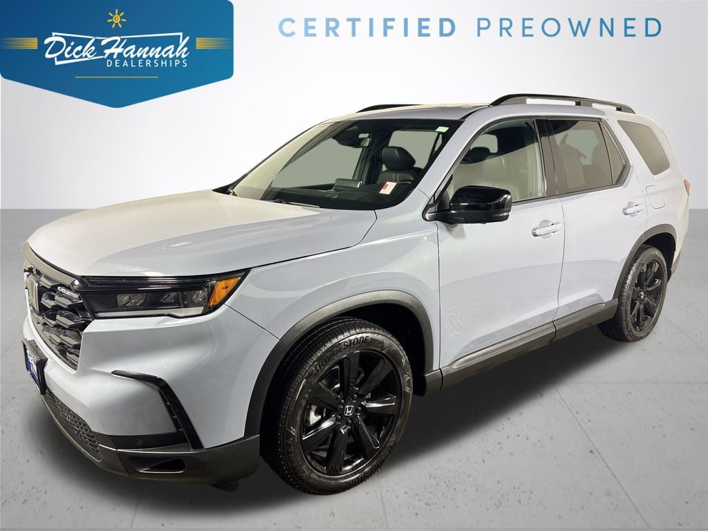 2025 Honda Pilot Black Edition's photo