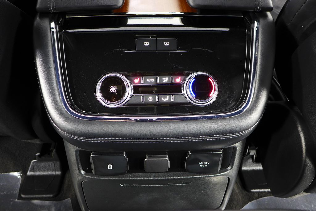 Thumbnail: 2019 Lincoln Navigator - 26