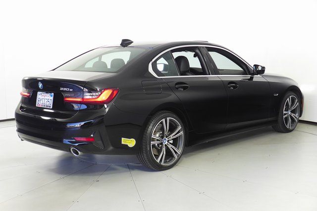 2022 BMW 3 Series 330e iPerformance 7