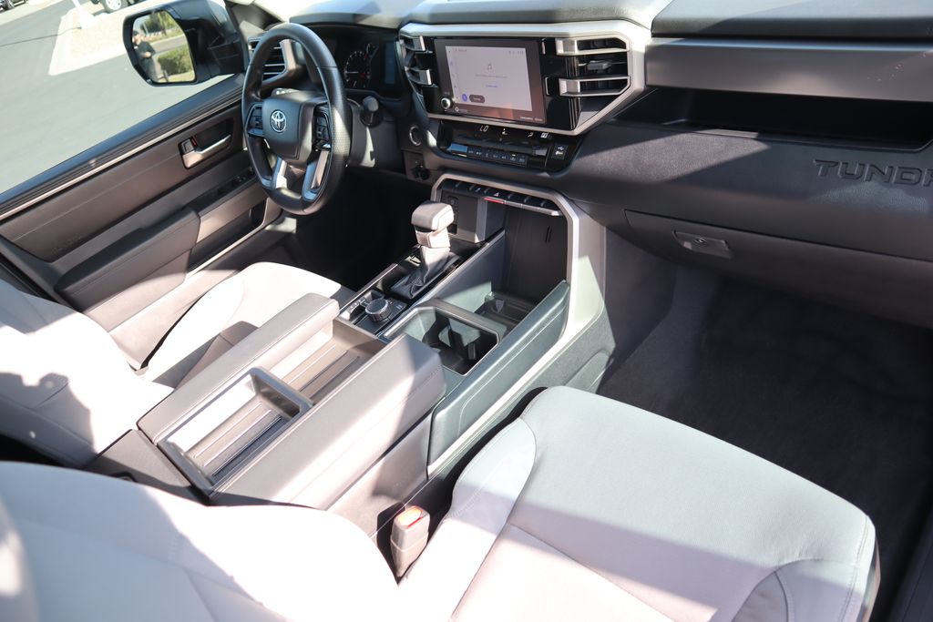 Thumbnail: 2024 Toyota Tundra - 17