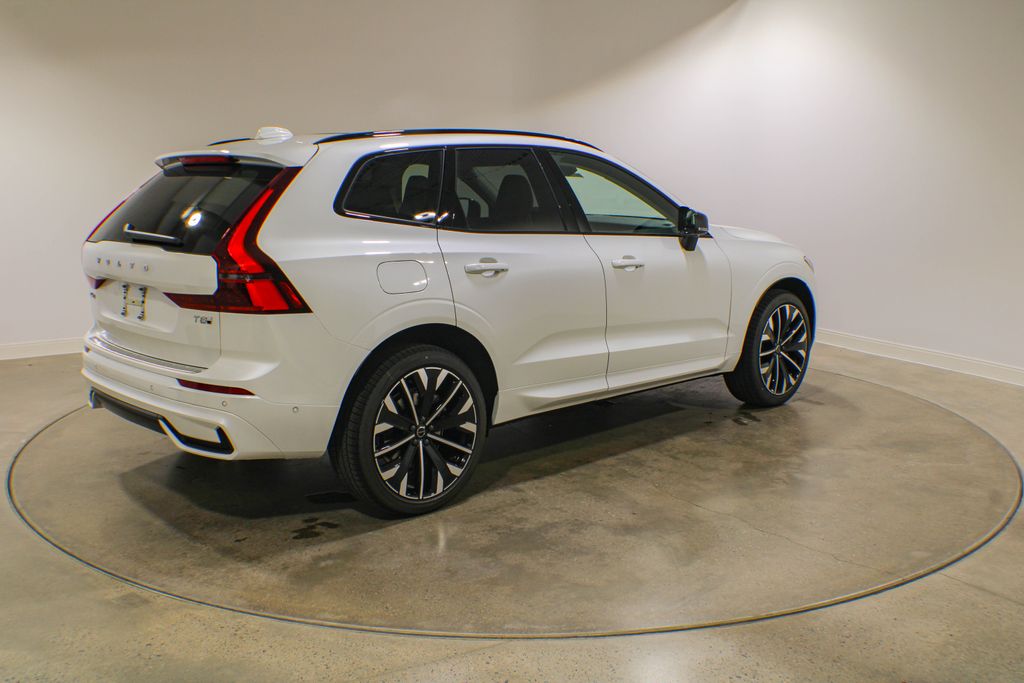 New 2026 White Volvo T8 Ultra image 5