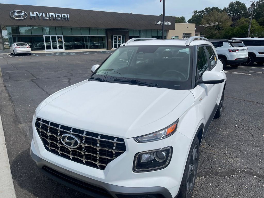 2023 Hyundai Venue SEL