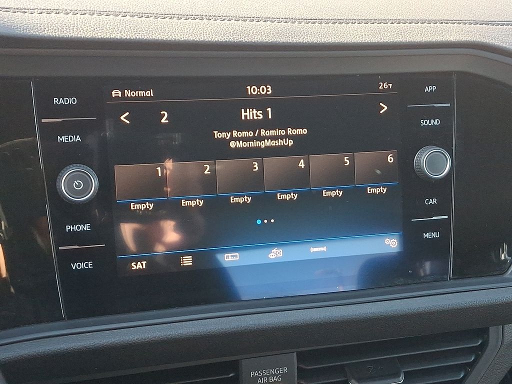 Thumbnail: 2019 Volkswagen Jetta - 17