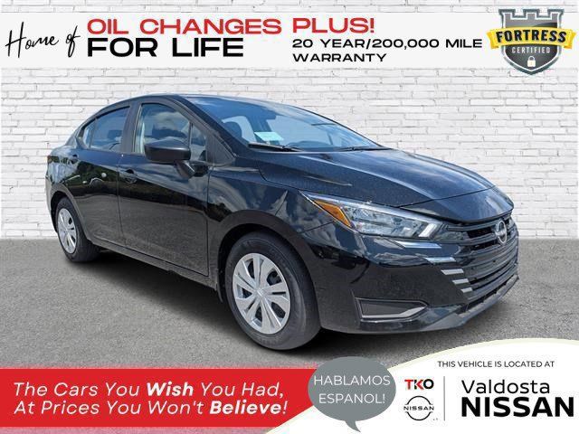 New 2025 Nissan Versa Sedan