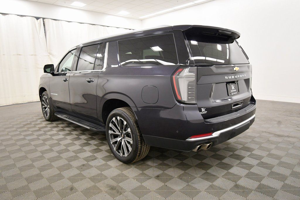 Used 2025 Chevrolet Suburban SUV