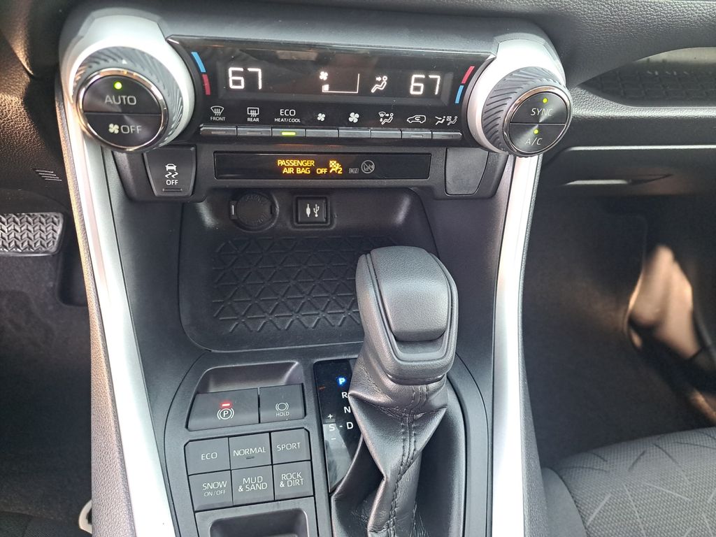 Used Car 2019 Toyota Rav4  Xle For Sale Under $25,000 In Austin, Texas