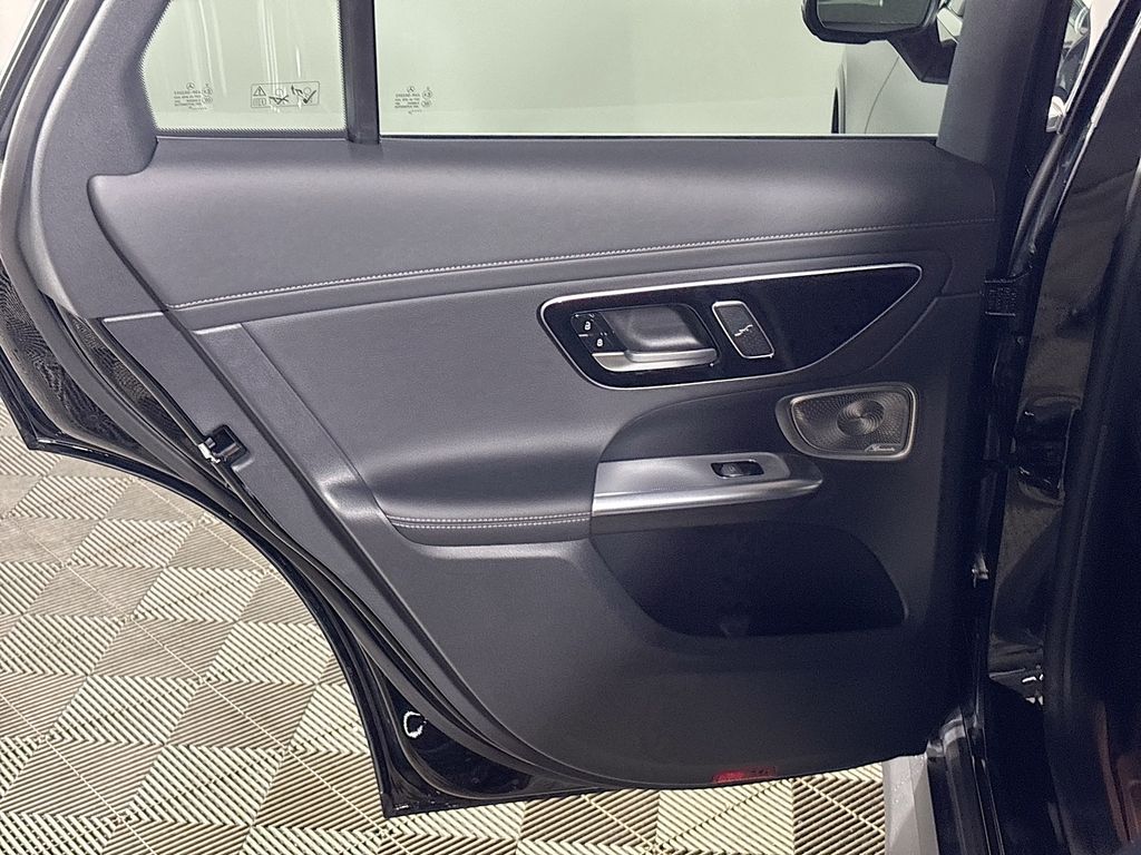 2023 Mercedes-Benz GLC GLC 300