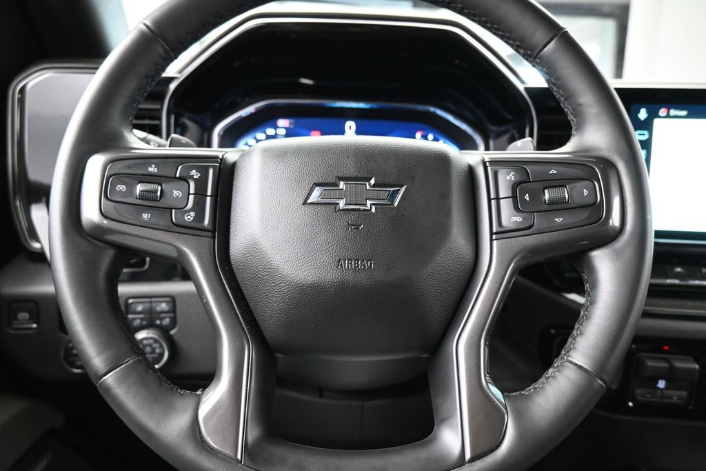 Used 2025 Black Chevrolet ZR2 image 36