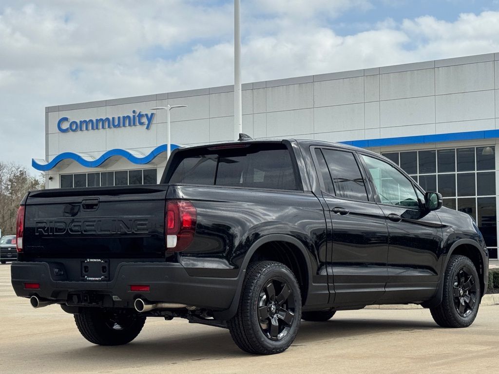 2026 Honda Ridgeline Black Edition Black at Community Honda