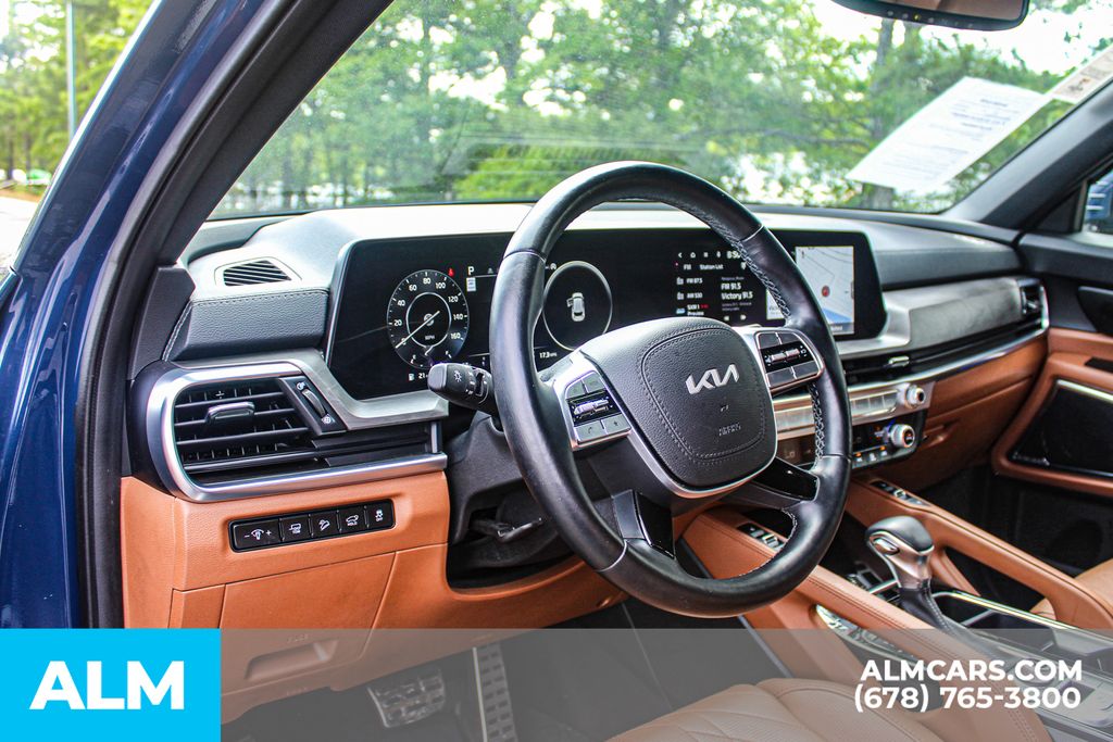 Used 2024 Black Kia SX X-Pro image 35