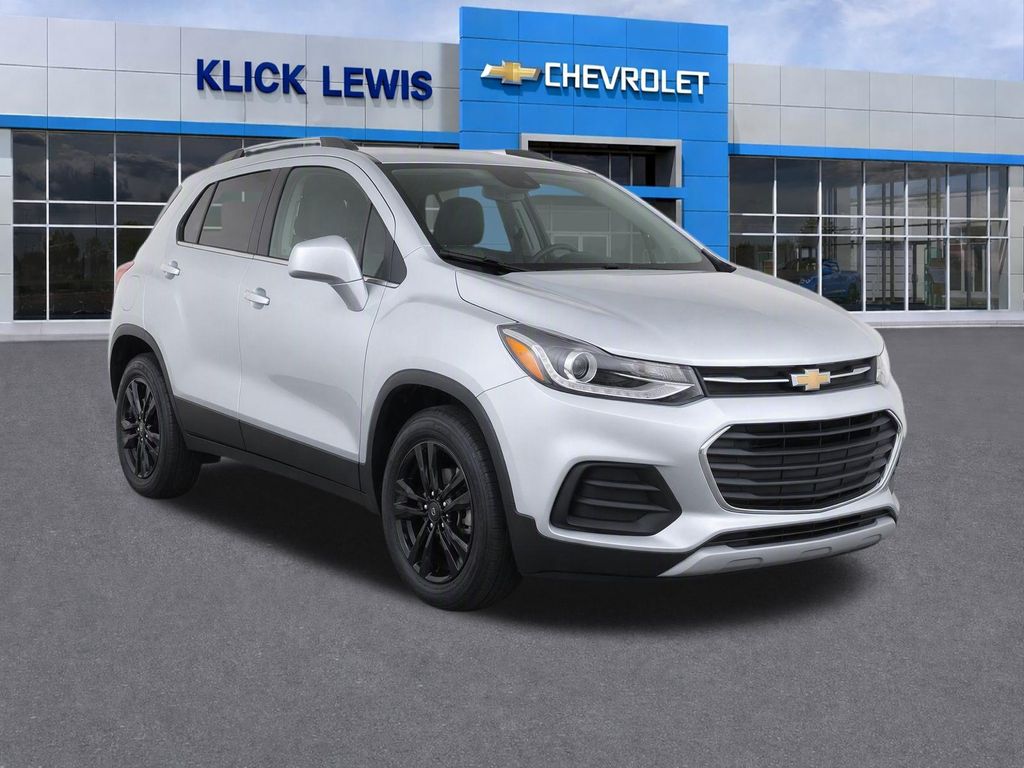 2020 Chevrolet Trax LT Silver at South Hills Kia
