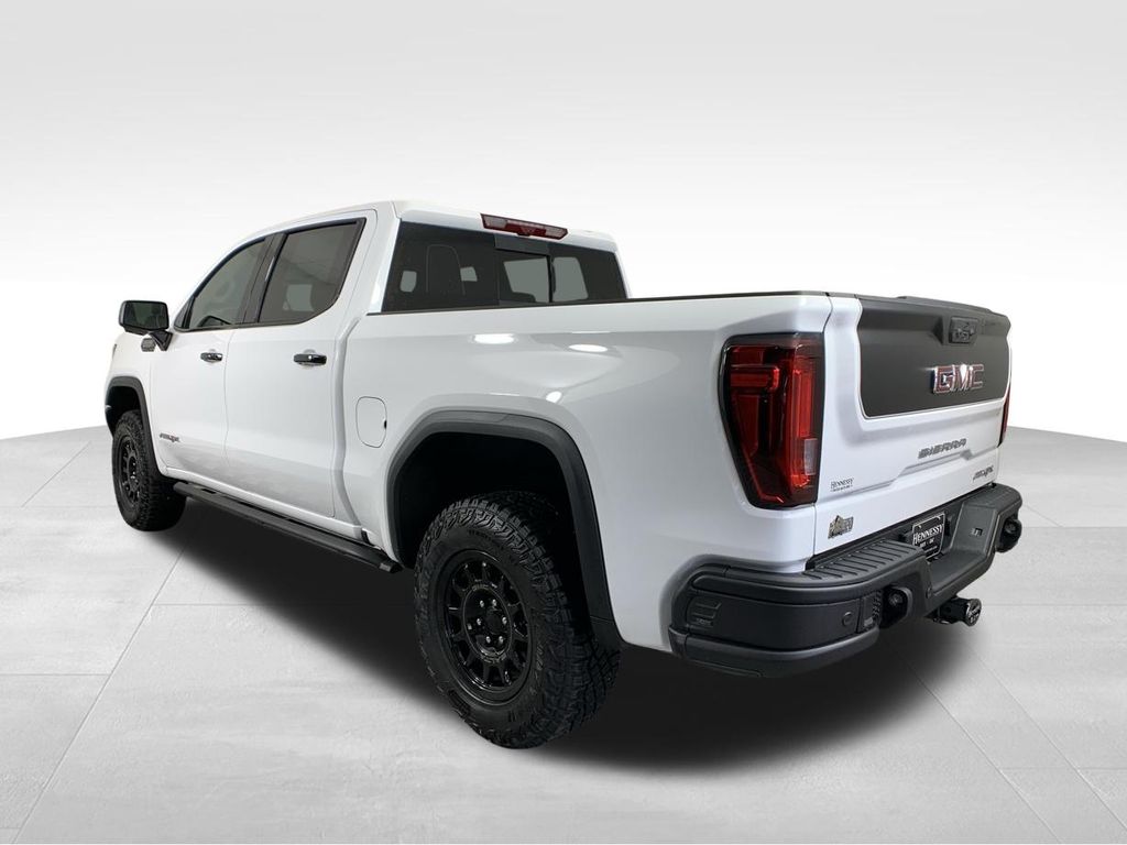 2024 GMC Sierra 1500 AT4X 3