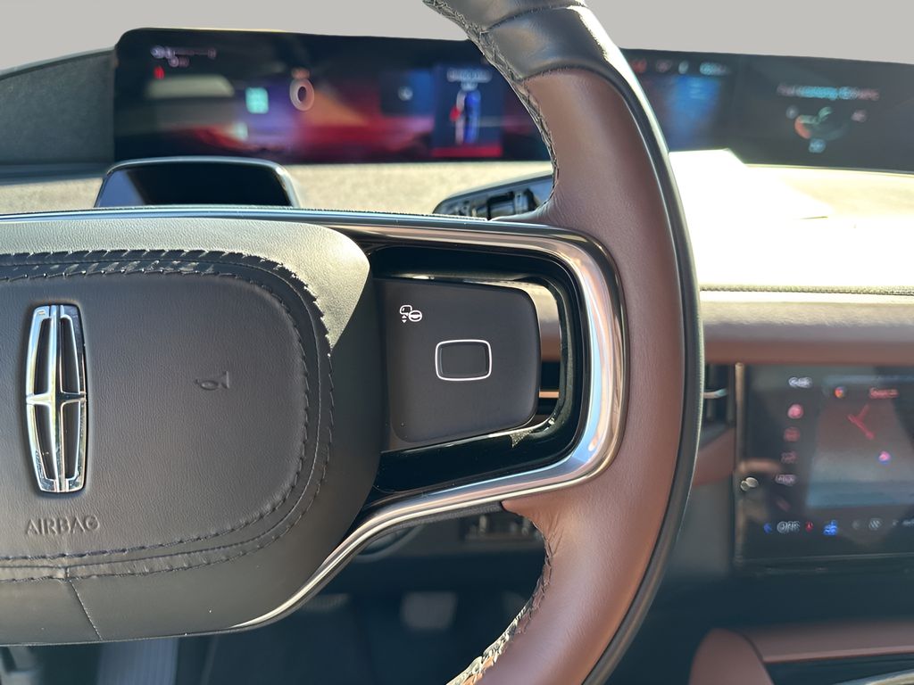 Used Car 2025 Lincoln Navigator  Reserve For Sale Under $100,000 In Austin, Texas