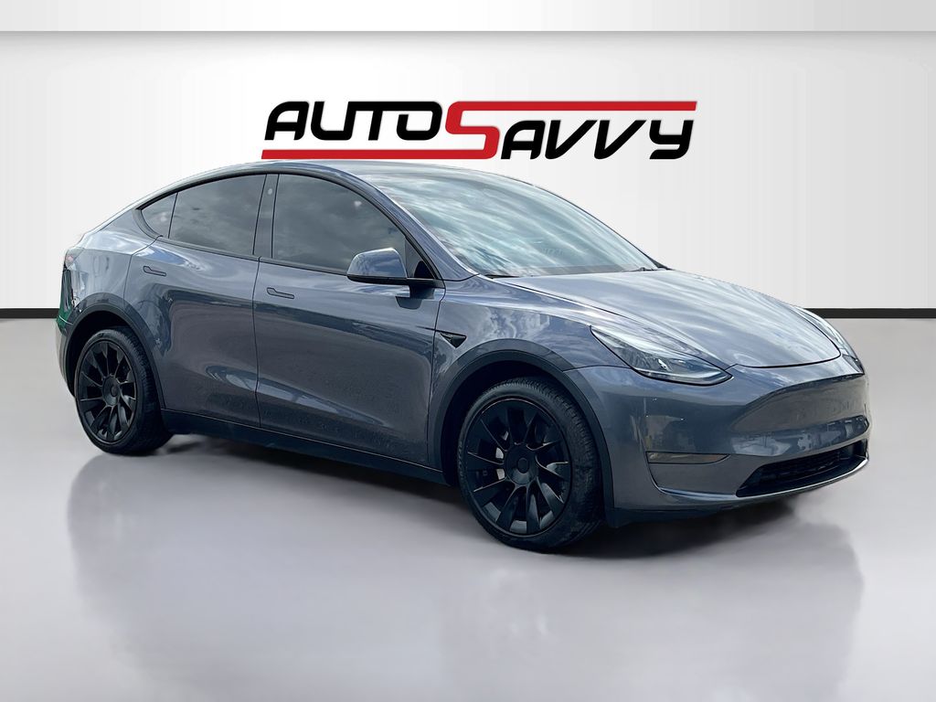 2023 Tesla Model Y Long Range Dual Motor All-Wheel Drive's photo