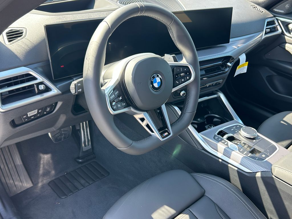 Thumbnail: 2026 BMW 4 Series - 13
