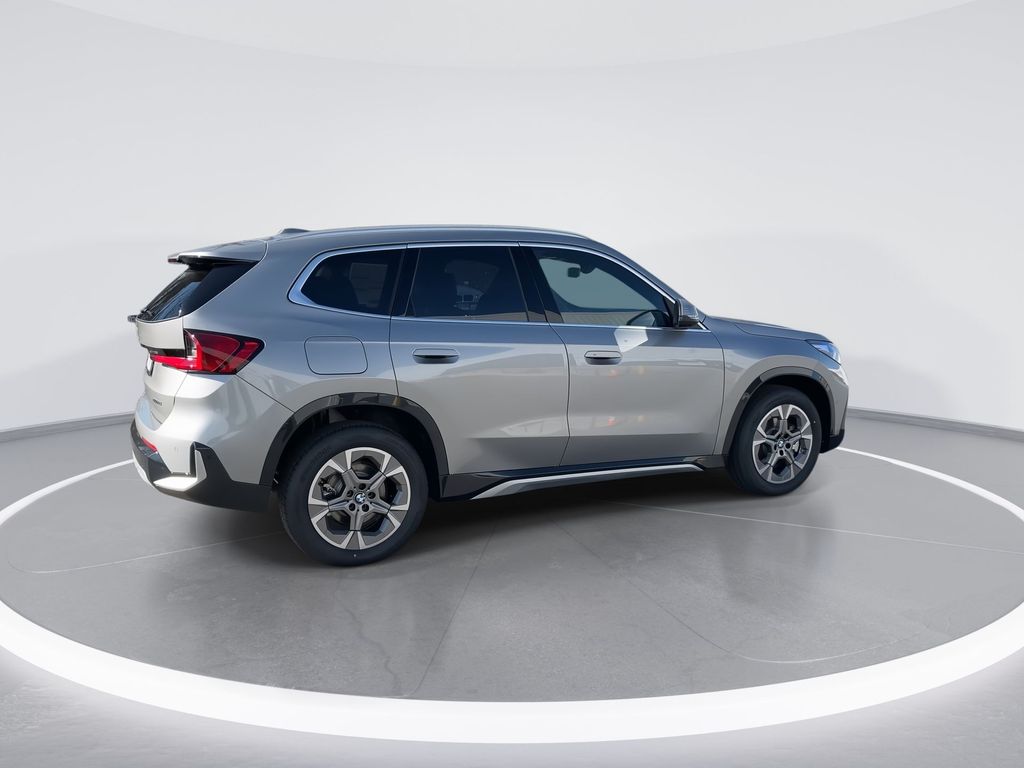 2025 BMW X1 xDrive28i 8