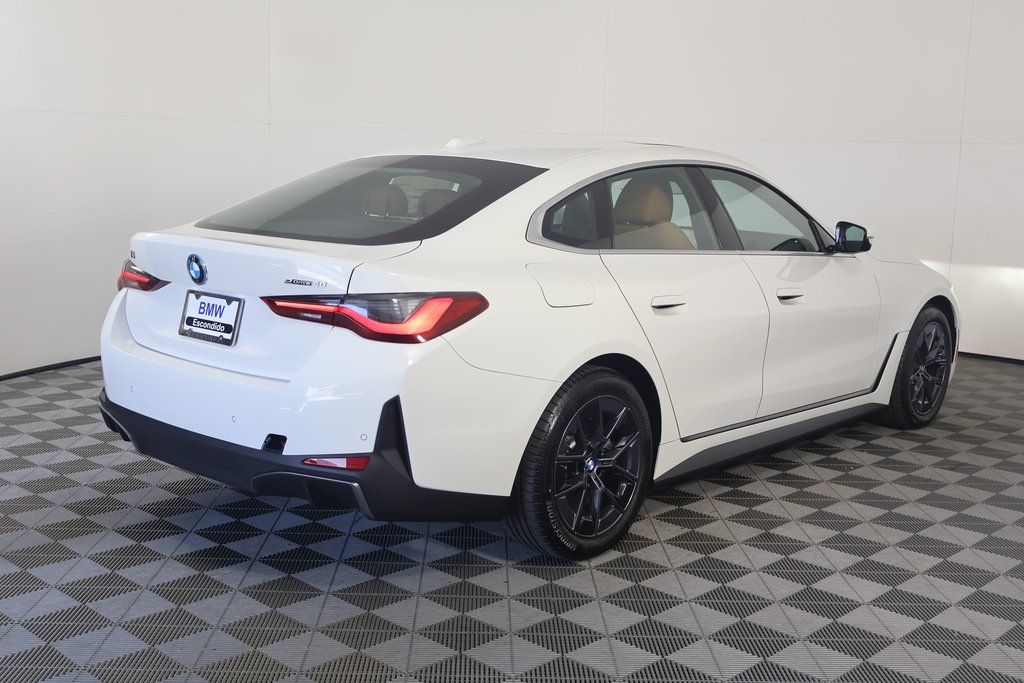 2025 BMW i4 eDrive40 2