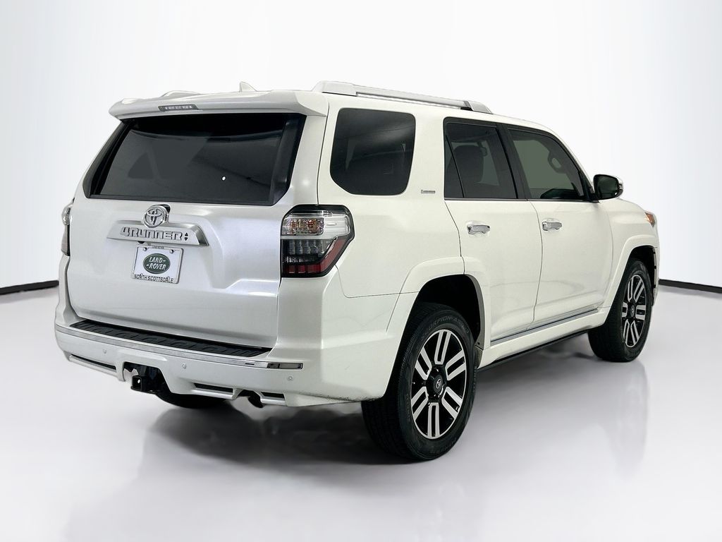 Thumbnail: 2016 Toyota 4Runner - 5