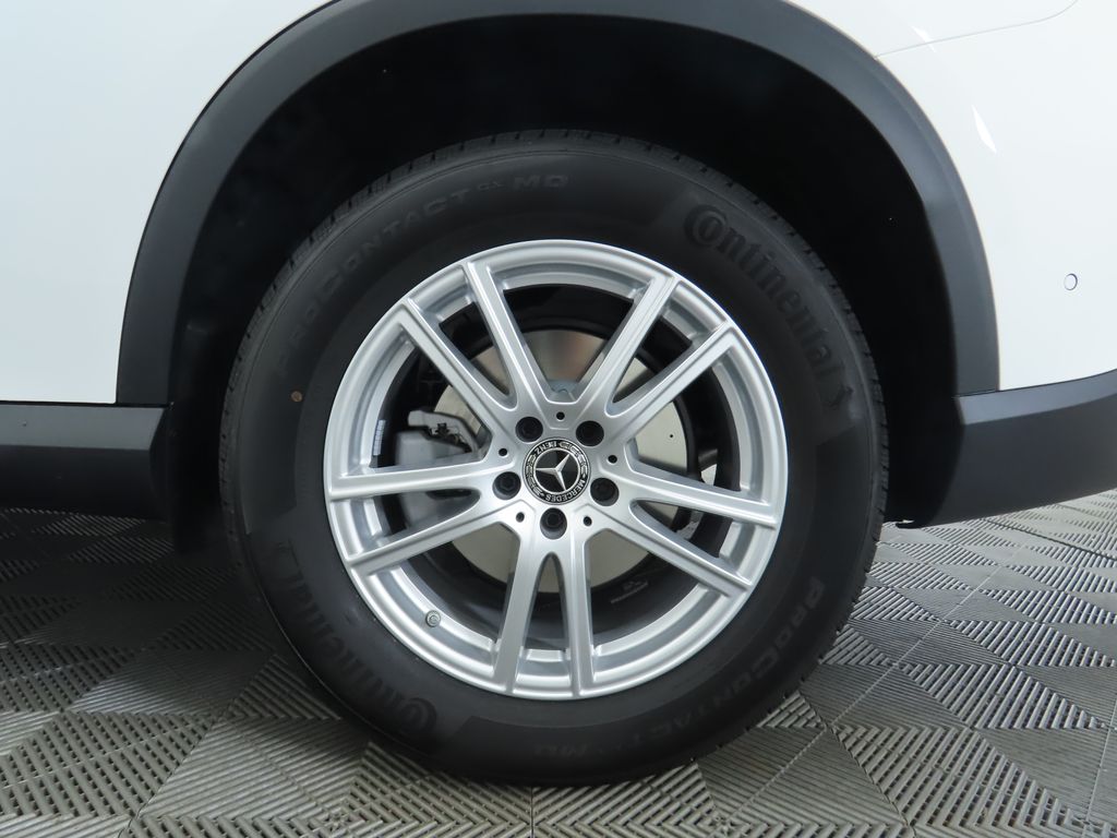 2024 Mercedes-Benz GLC 300 32