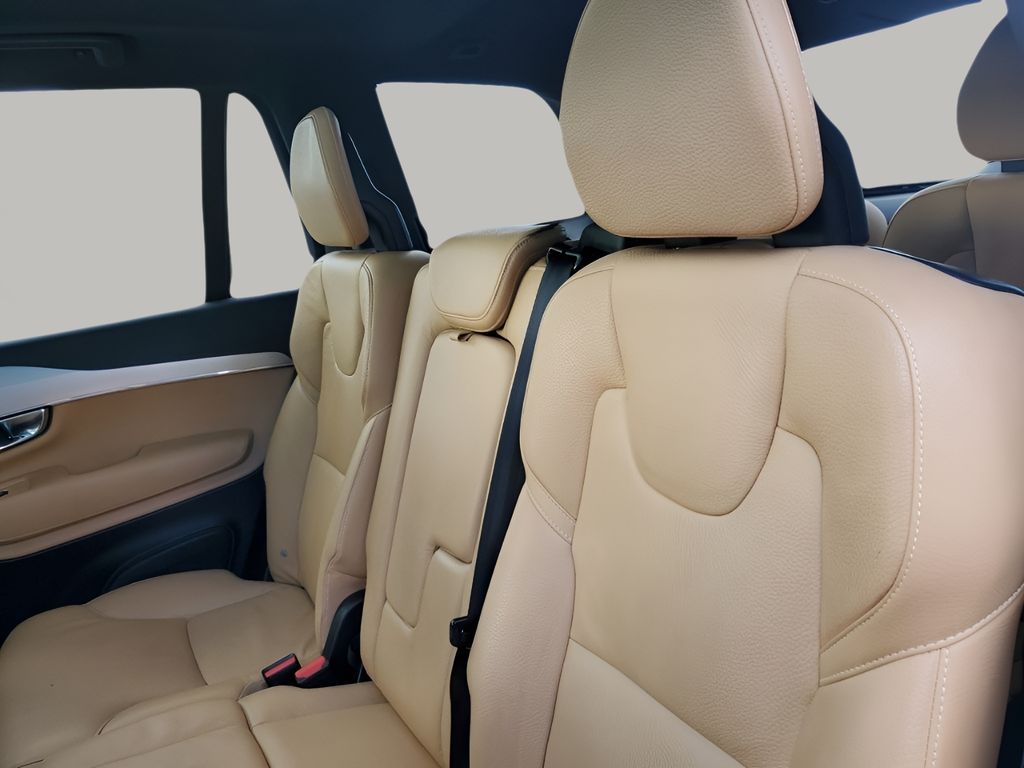 Used Car 2018 Volvo Xc90  T6 Momentum For Sale Under $15,000 In Austin, Texas