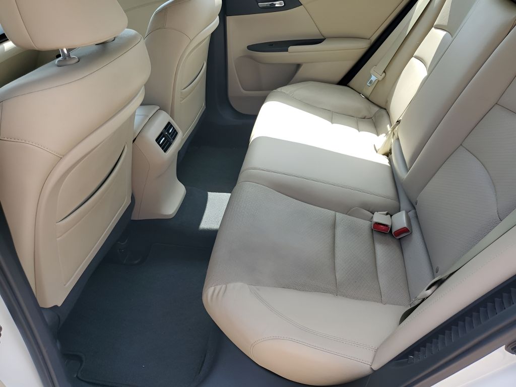 Used Car 2014 Honda Accord Hybrid  Ex-l For Sale Under $15,000 In Austin, Texas