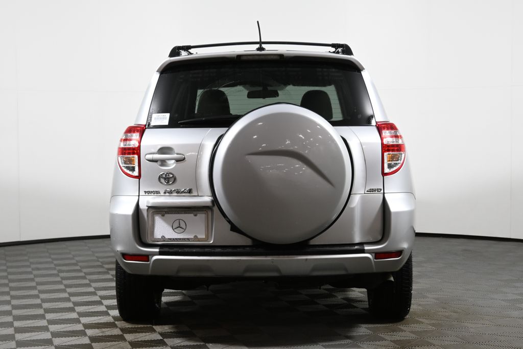 2009 Toyota RAV4 Base 9