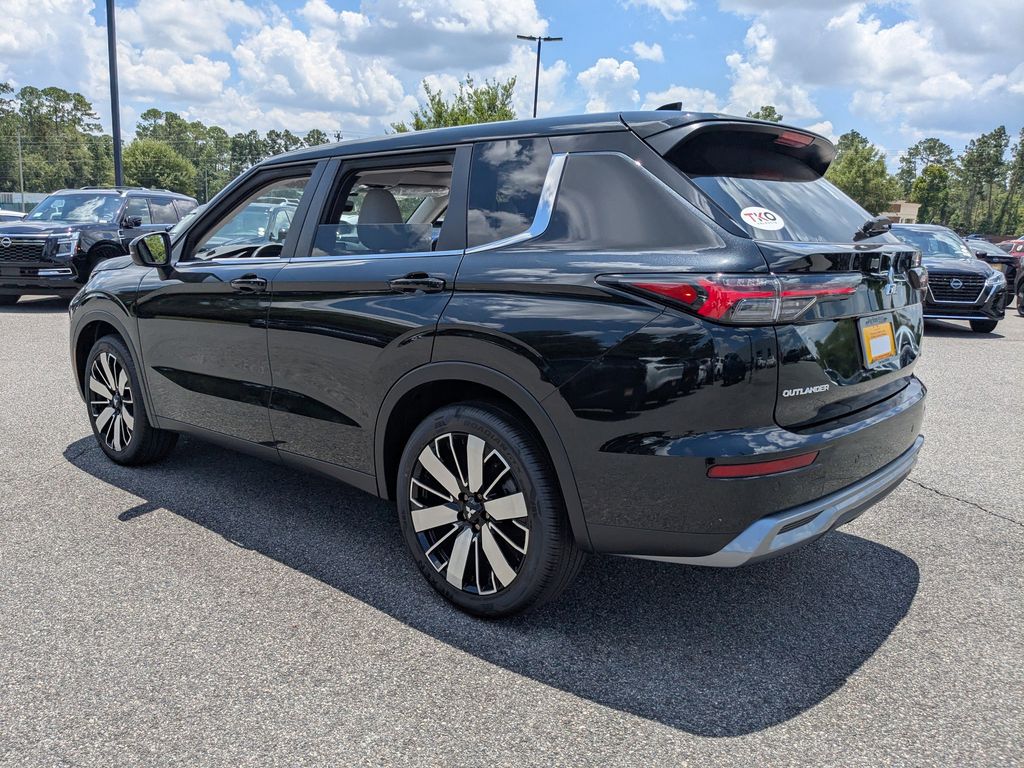 New 2025 Mitsubishi Outlander SUV