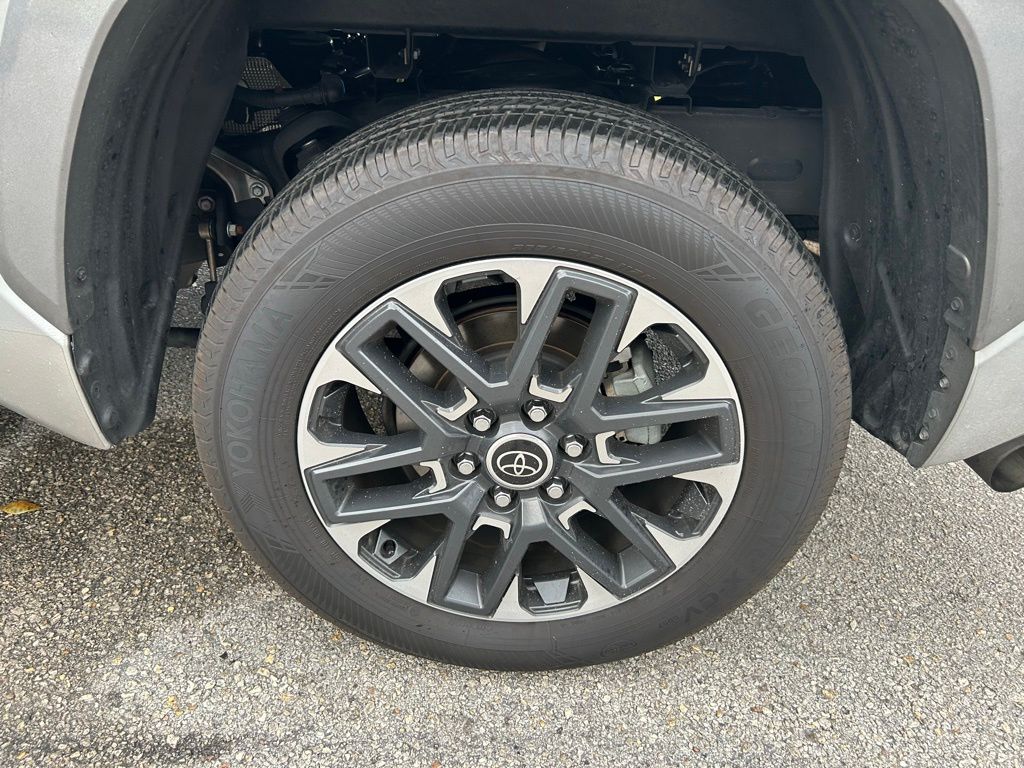 Thumbnail: 2024 Toyota Tundra - 9