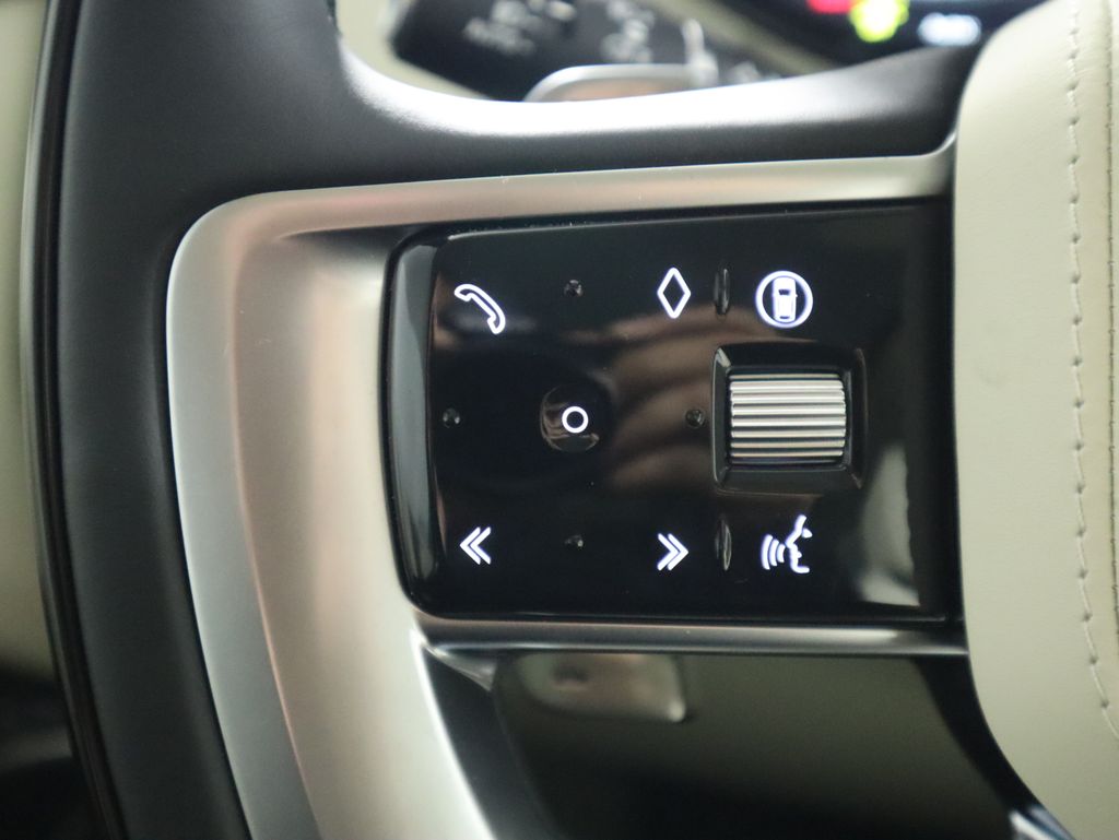 Thumbnail: 2026 Land Rover Range Rover - 11