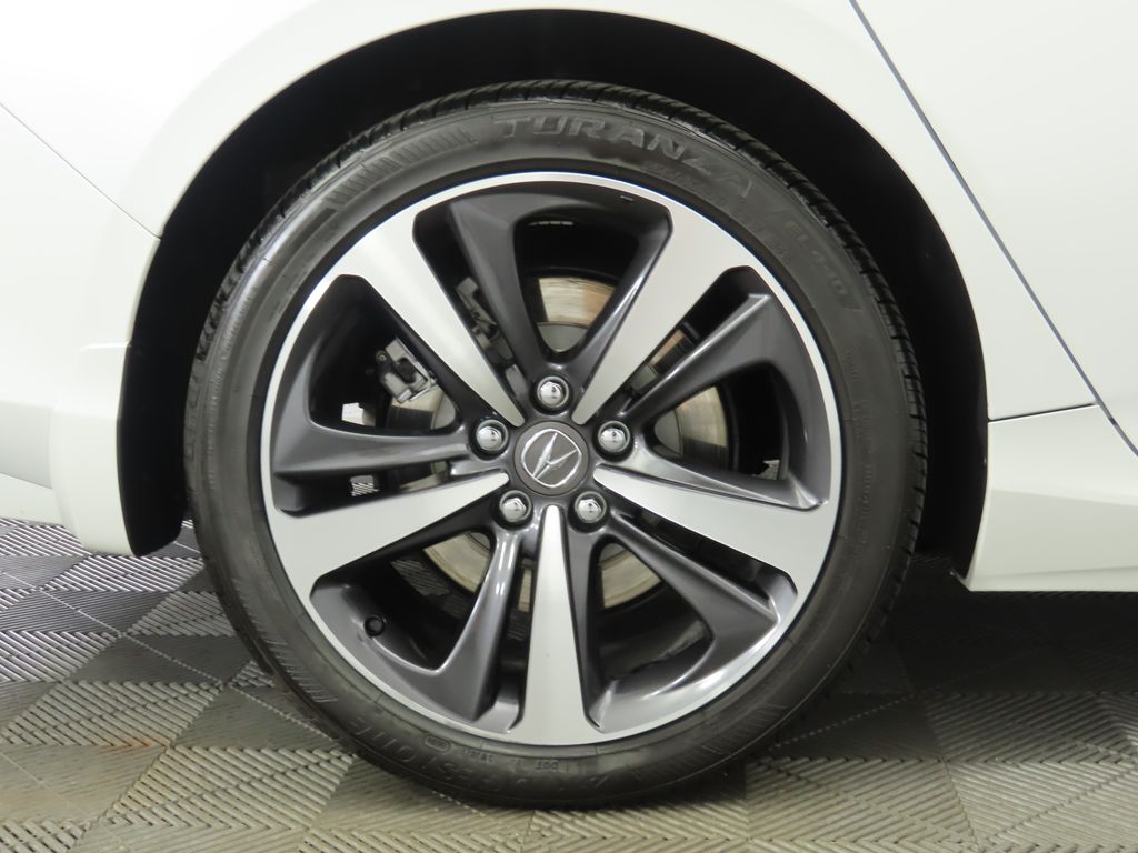 2024 Acura TLX Technology 32