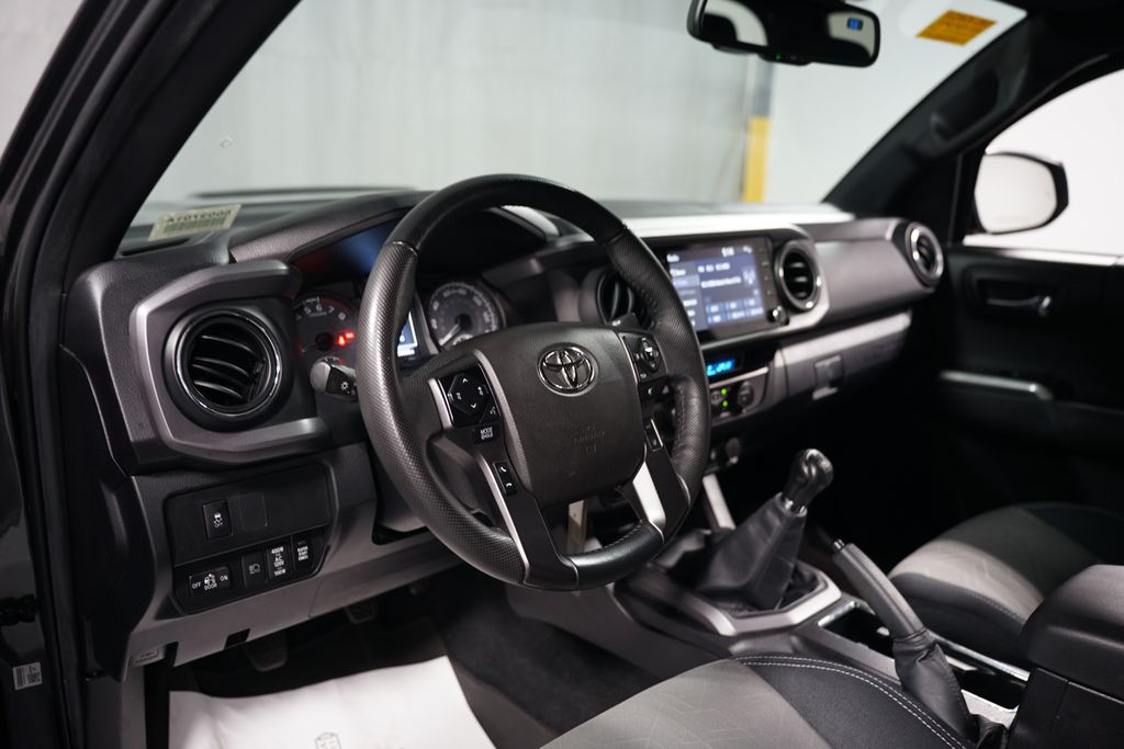 2022 Toyota Tacoma TRD Sport 12