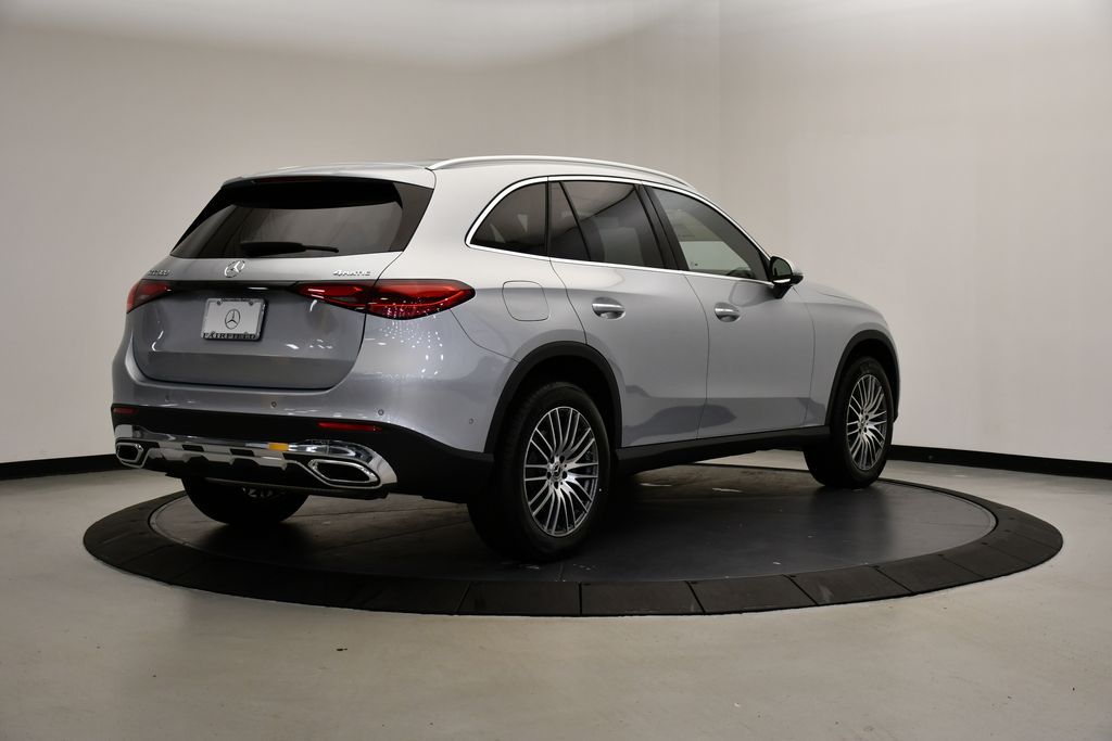 2025 Mercedes-Benz GLC 300 5