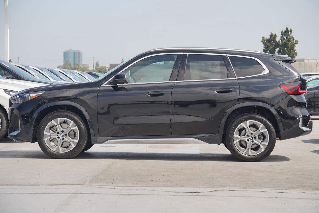 Thumbnail: 2025 BMW X1 - 4