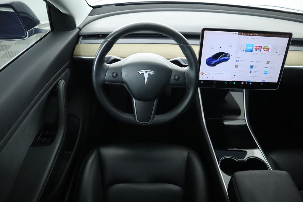 2019 Tesla Model 3 Standard Range 10
