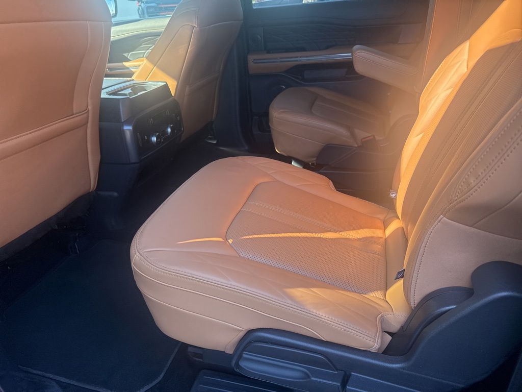 2023 Ford Expedition Platinum MAX