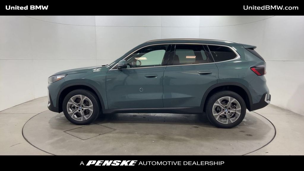 Thumbnail: 2023 BMW X1 - 5