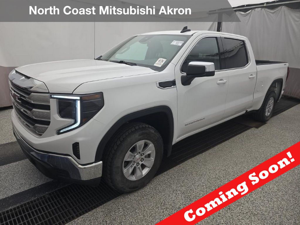 White 2023 GMC Sierra 1500 SLE Crew Cab 4WD Pickup Truck Four-Wheel Drive 8-Speed Automatic