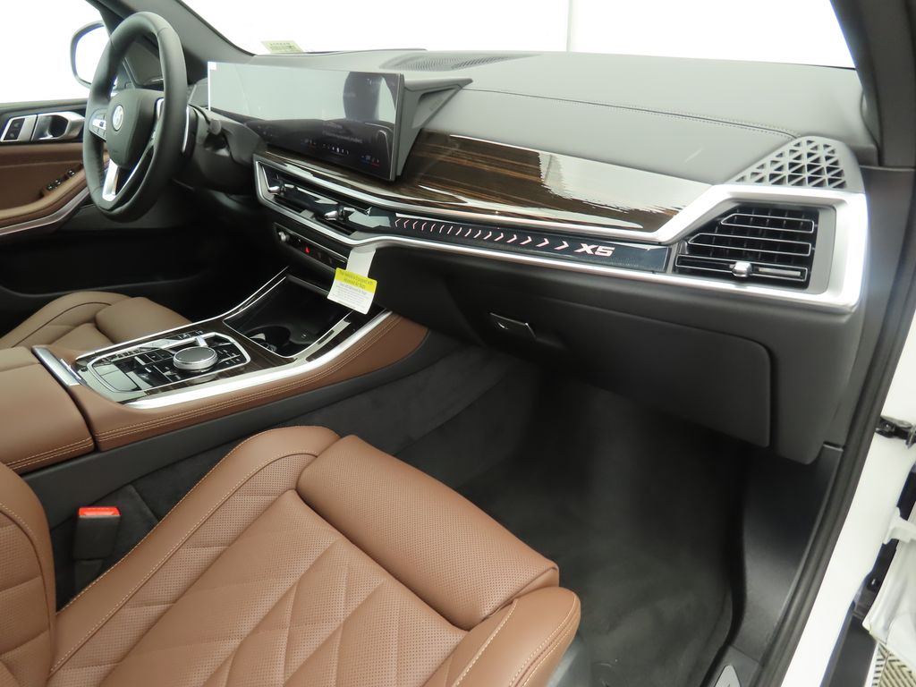 Thumbnail: 2026 BMW X5 - 18