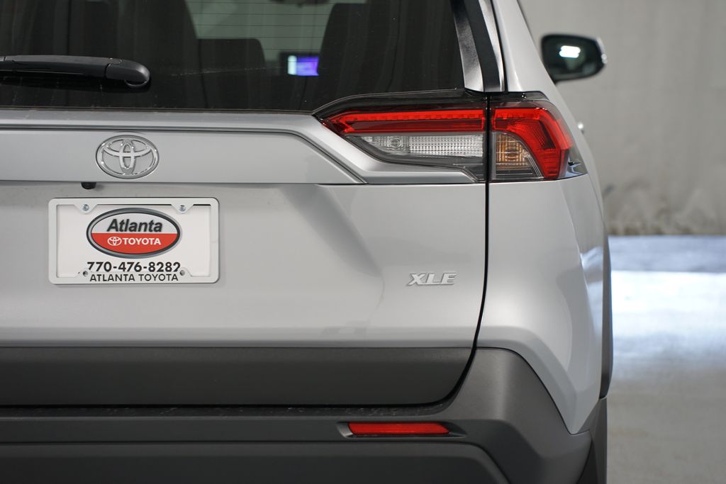 Thumbnail: 2025 Toyota RAV4 - 10