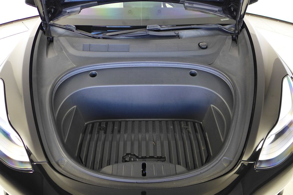 Thumbnail: 2021 Tesla Model 3 - 6