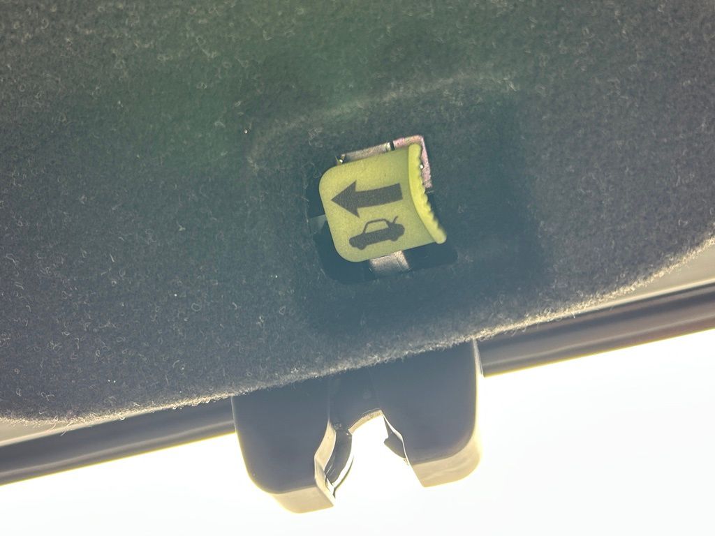 Used 2023 Onyx Black Hyundai SE image 28