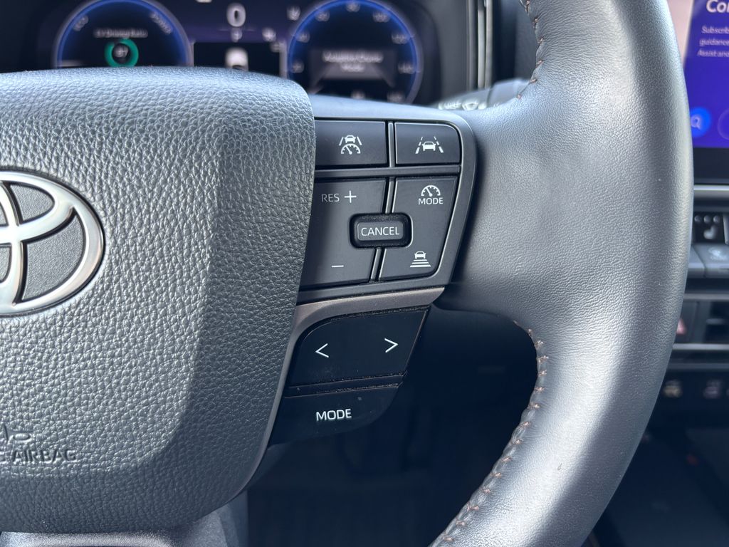 Thumbnail: 2025 Toyota Camry - 12