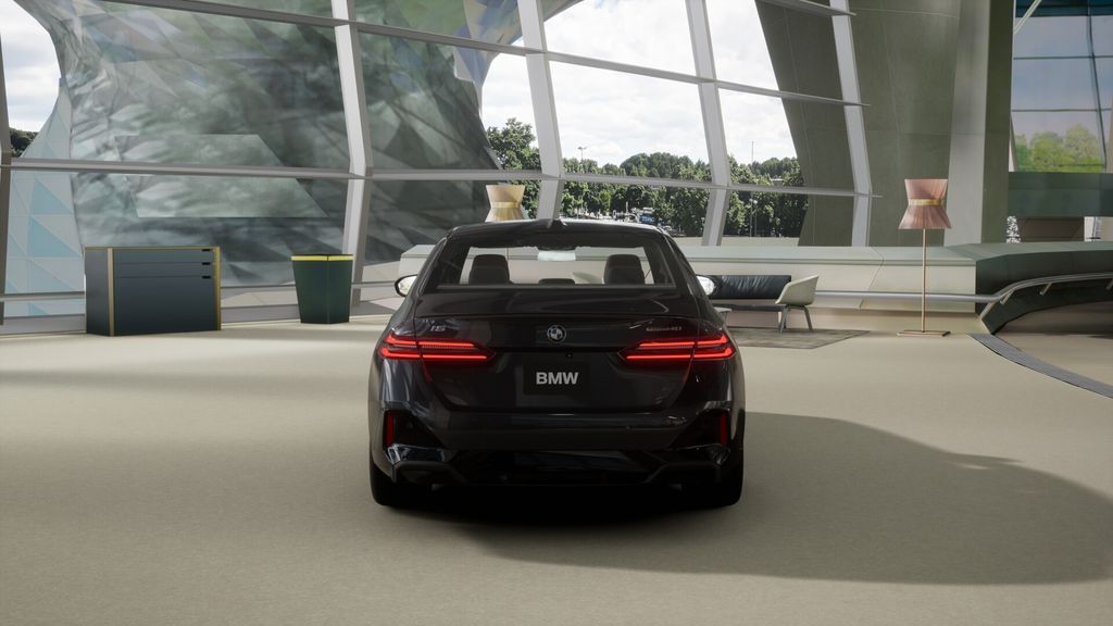 Thumbnail: 2026 BMW i5 - 28