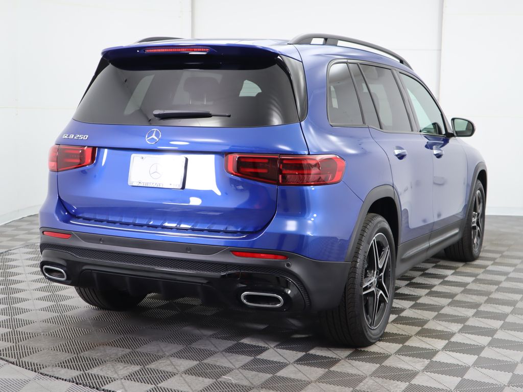 2024 Mercedes-Benz GLB 250 5