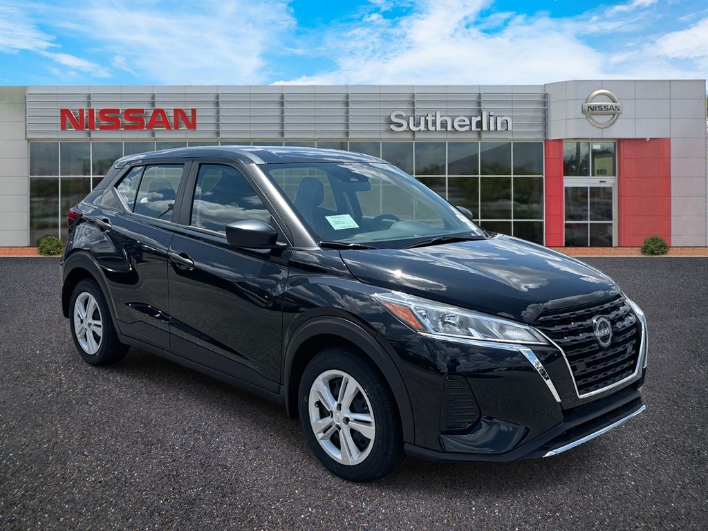 Super Black 2025 Nissan Kicks Play S FWD SUV / Crossover Front-Wheel Drive Continuously Variable Transmission